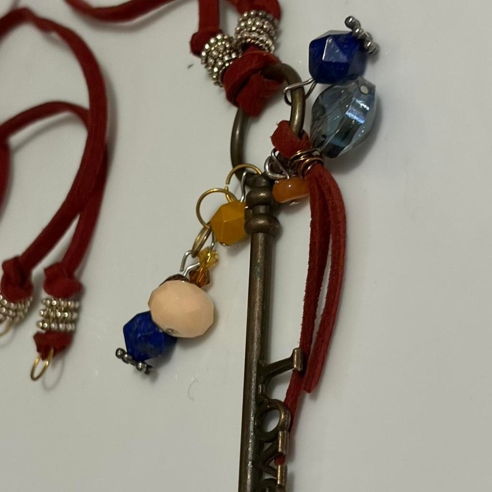 Handmade Boho Layered Burgundy Suede Choker Necklace Love Key Pendant Antique - Picture 4 of 7